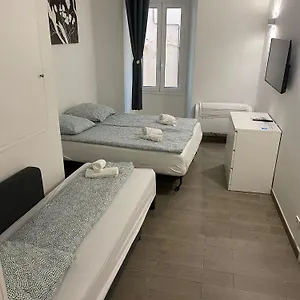 Renovated In The Heart Of The Old Town Appartamento Mentone